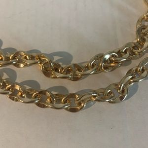 Lake Shore Drive Gold Metallic chain link belt